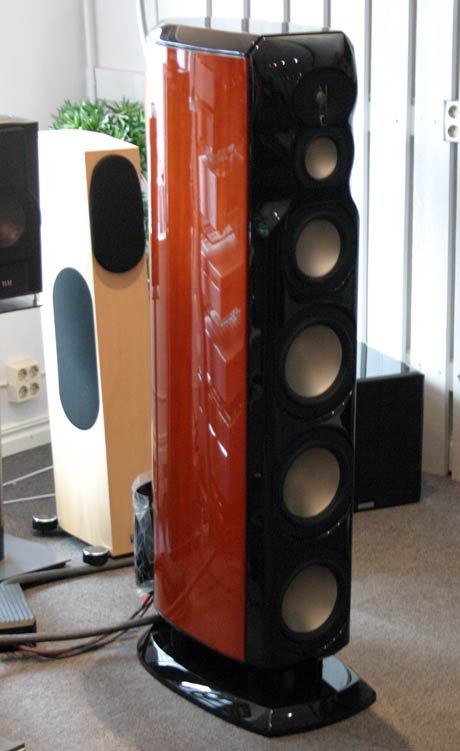 salon 2 speakers